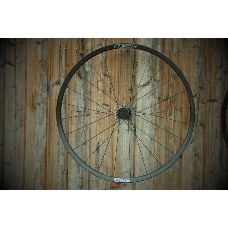 Roue Avant Vélo Route Enve 2.3 Carbone Tubeless - 700c, Occasion En Bon état, Légèrement Utilisée