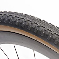 700Cx48 Poteau Mountain Pneu René Herse